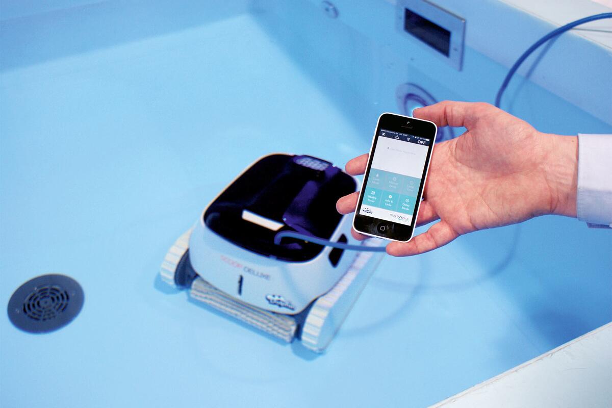 Maytronics Dolphin Scoop Deluxe Pool-Roboter Bodensauger, Caddy, App-Steuerung
