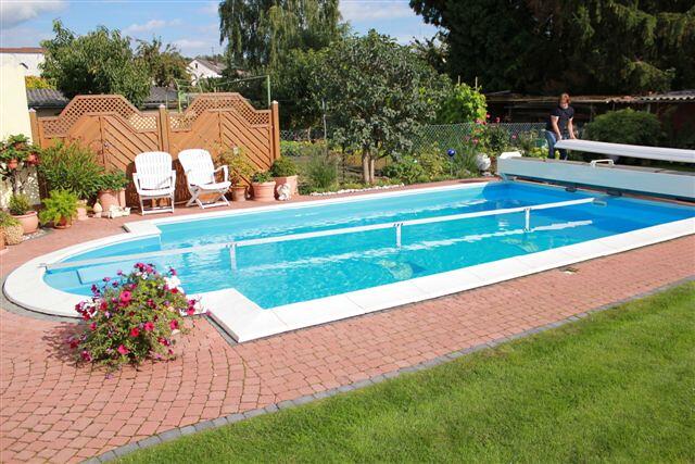 Future Pool Rollschutz-Winterstützen für Becken von 1025cm bis 1345cm Länge, 4 Sützen, weiß