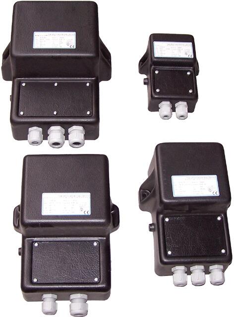 CHK Sicherheitstransformator für Poolbeleuchtung 50VA, 12V/AC, IP65, schwarz